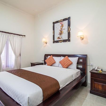 Puri Yuma Hotel Denpasar Exteriör bild