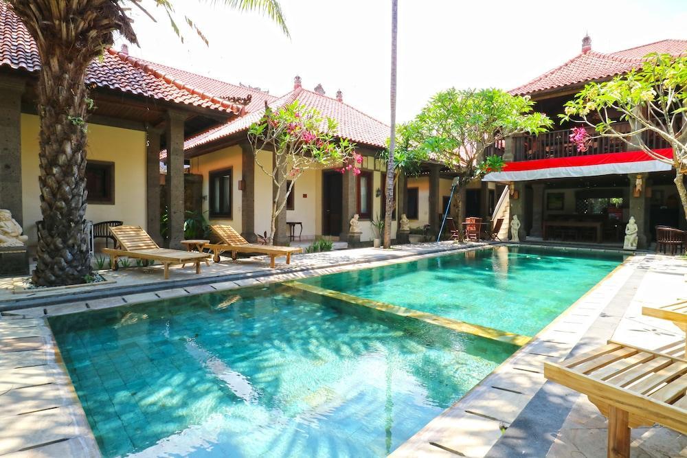 Puri Yuma Hotel Denpasar Exteriör bild