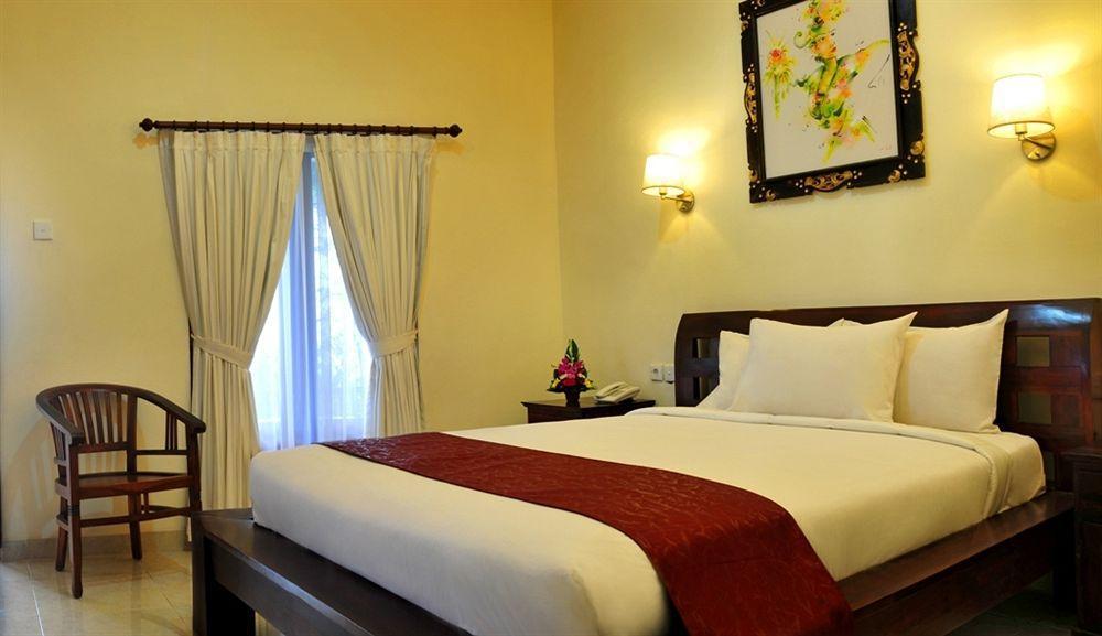 Puri Yuma Hotel Denpasar Exteriör bild