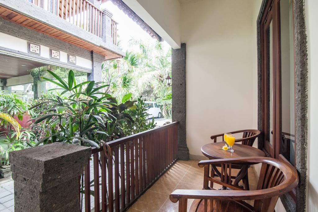 Puri Yuma Hotel Denpasar Exteriör bild