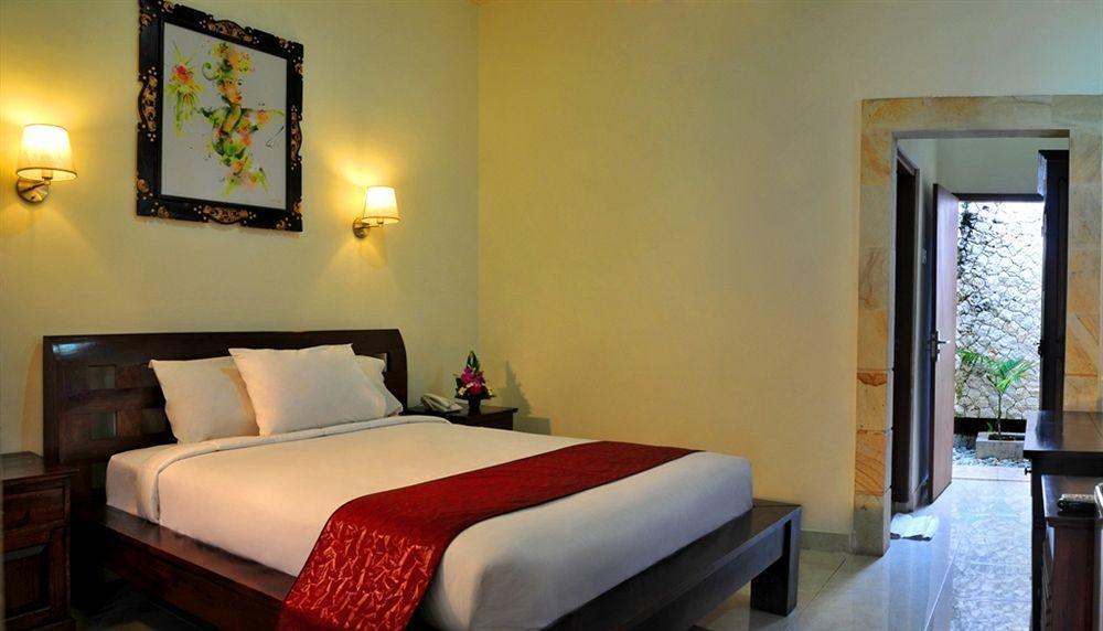 Puri Yuma Hotel Denpasar Exteriör bild
