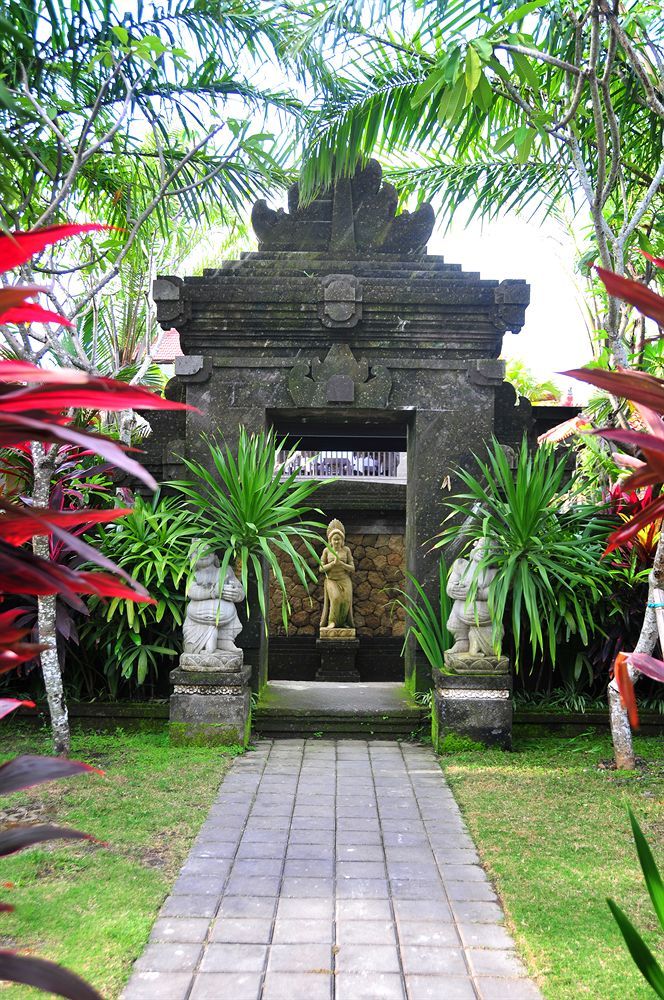 Puri Yuma Hotel Denpasar Exteriör bild