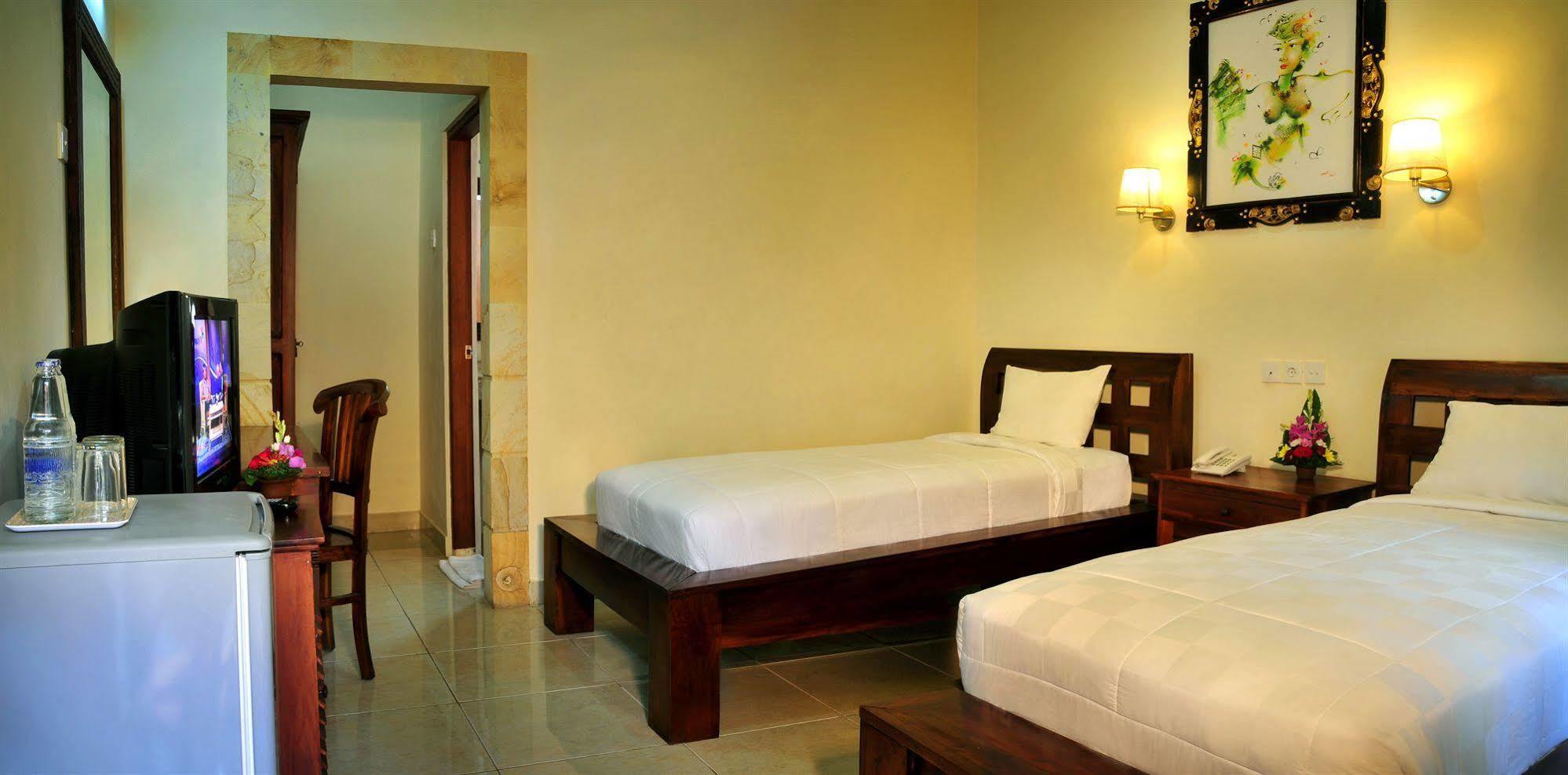 Puri Yuma Hotel Denpasar Exteriör bild