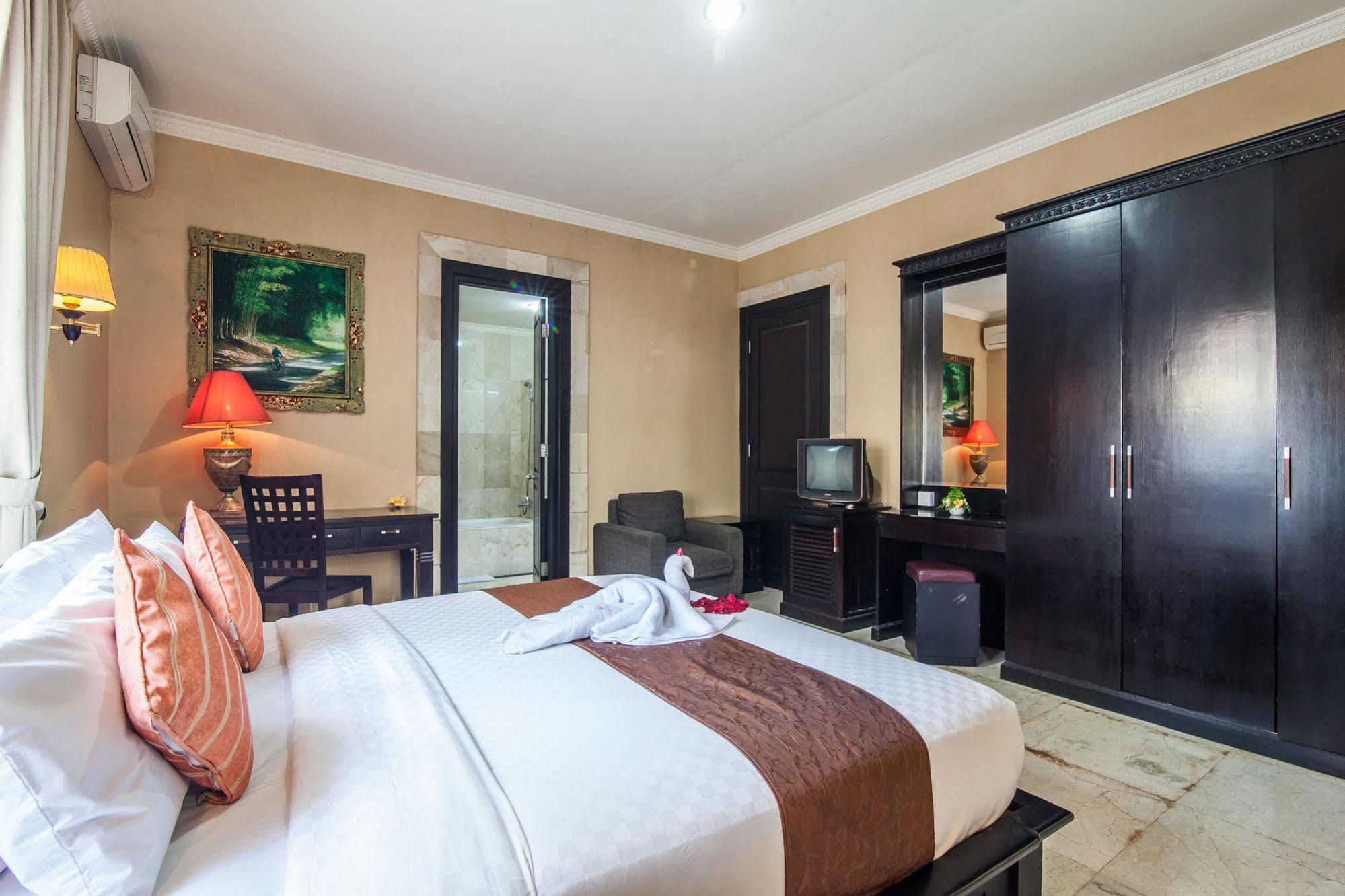 Puri Yuma Hotel Denpasar Exteriör bild