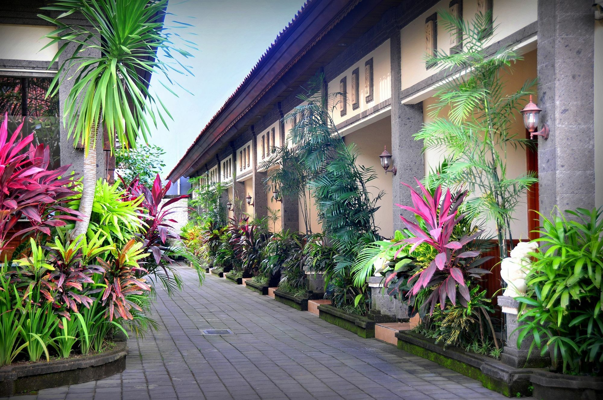 Puri Yuma Hotel Denpasar Exteriör bild