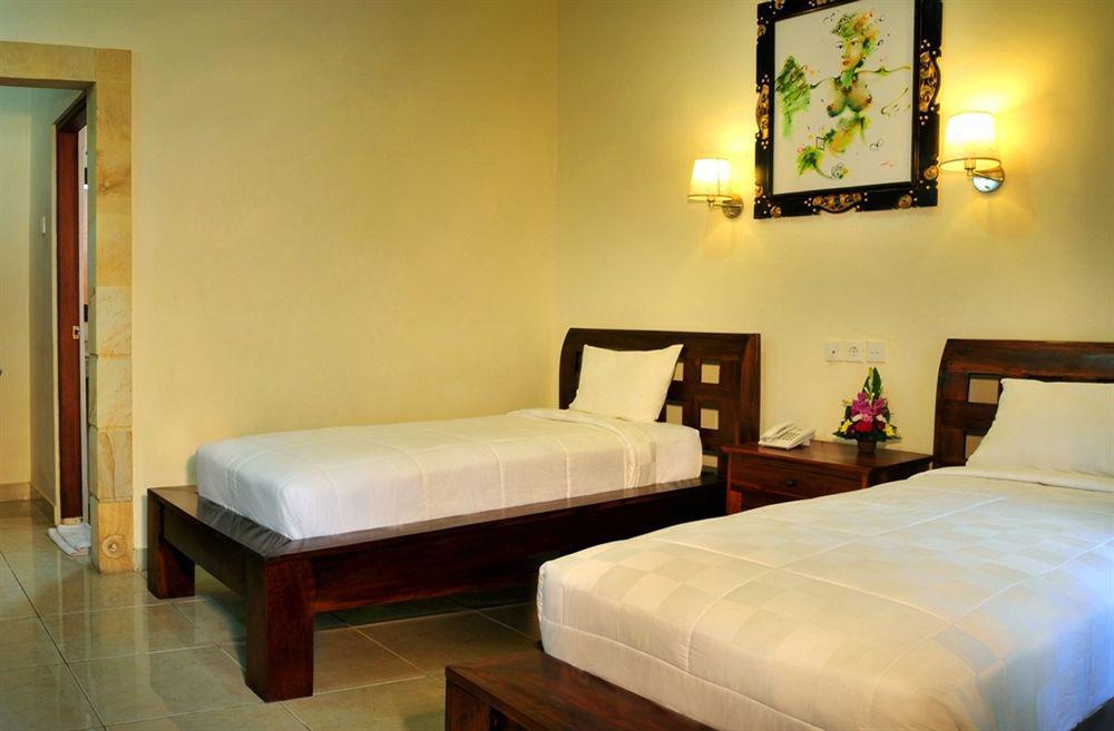 Puri Yuma Hotel Denpasar Exteriör bild