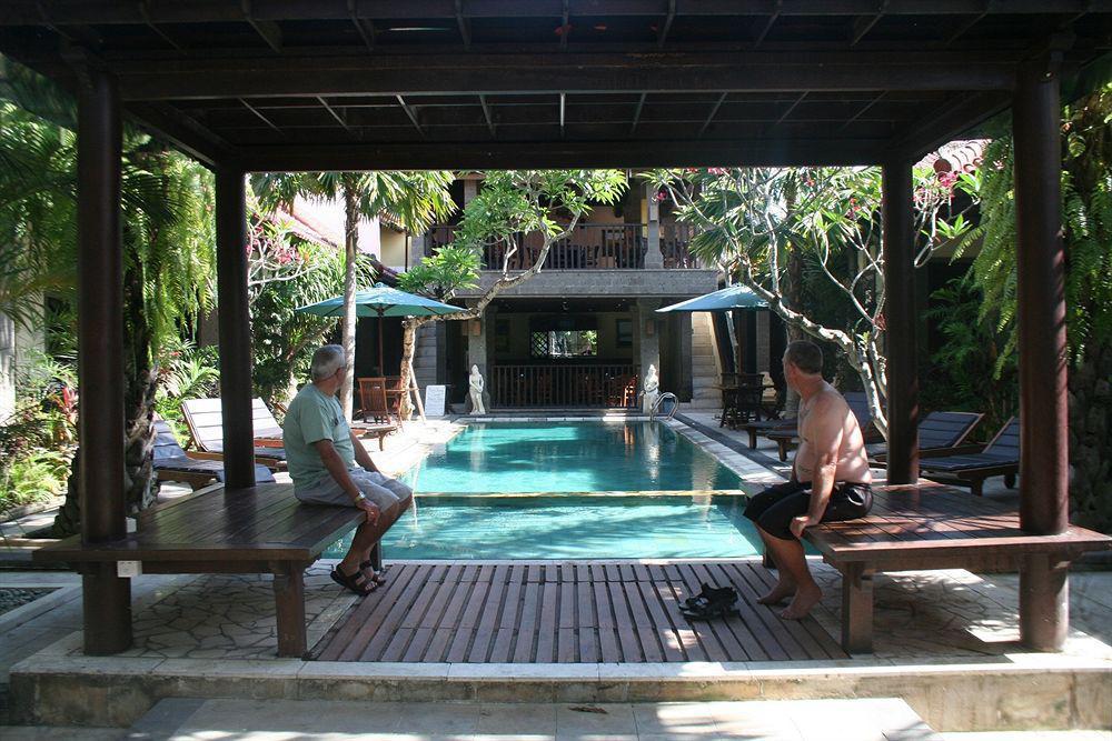 Puri Yuma Hotel Denpasar Exteriör bild